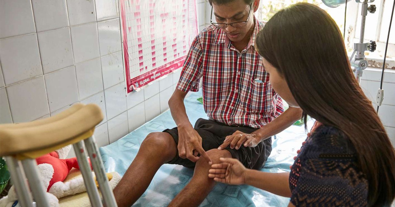 Myo Aung woont in Maynmar en heeft hemofilie A met remmers.